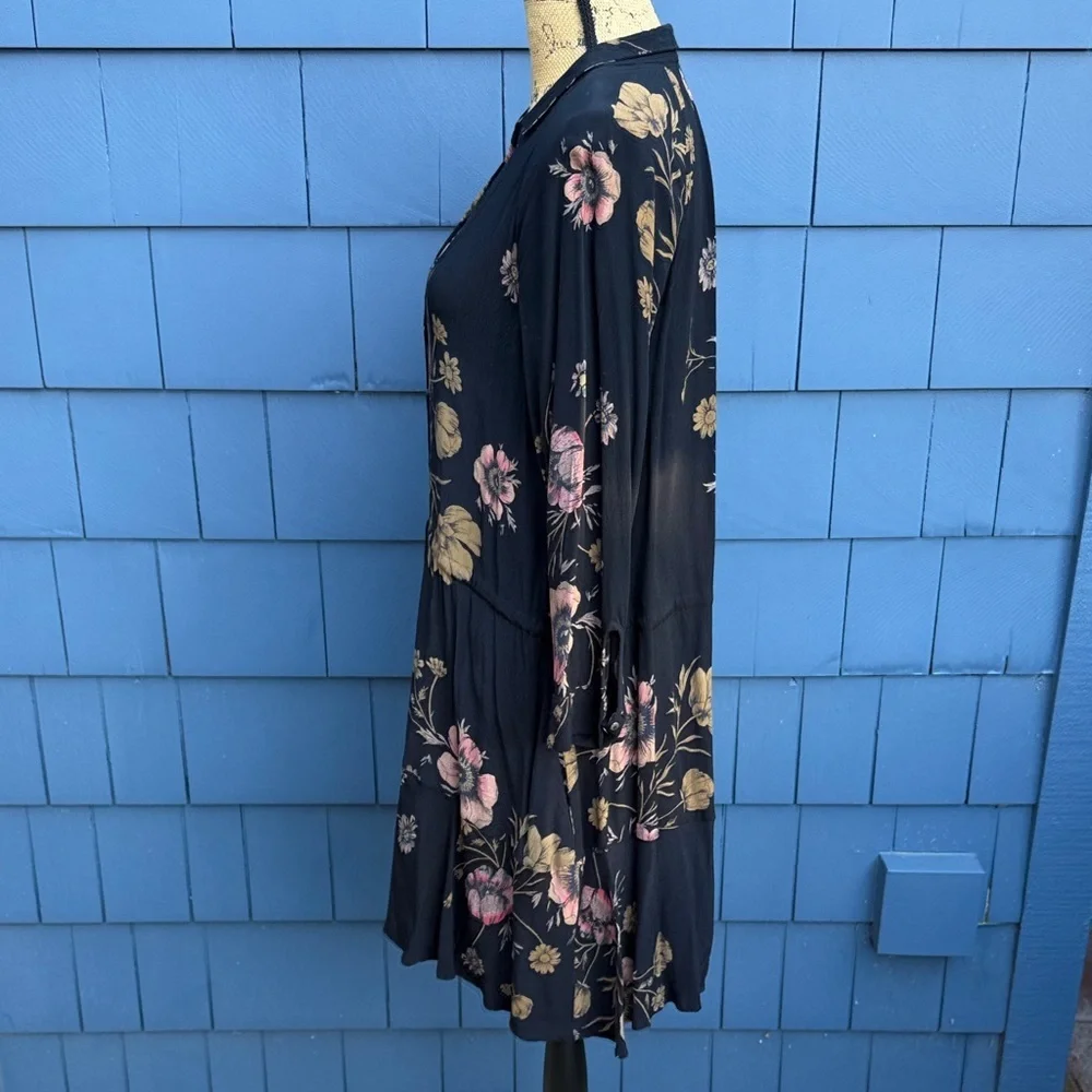 Free People Floral Button-Down Dress - Black and Pink XS very oversized